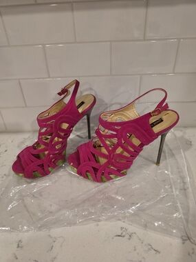 Women’s Fuchsia Cutout Slingback Heels